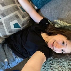 Meet your Posher, Alexis